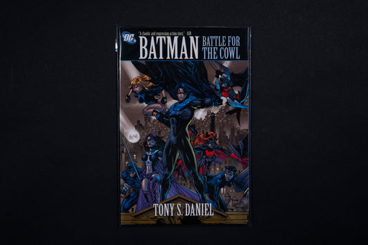 Batman, Battle for the Cowl, DC Comics - 9781401224172