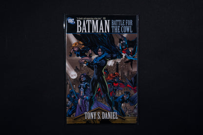 Batman, Battle for the Cowl, DC Comics - 9781401224172
