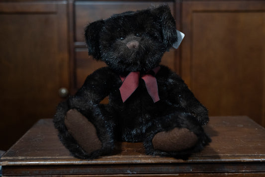 Bears from the past 'Mackenzie' Teddy Bear by Russ, Aprox 10" Sitting, Complete with Tags, Excellent condition