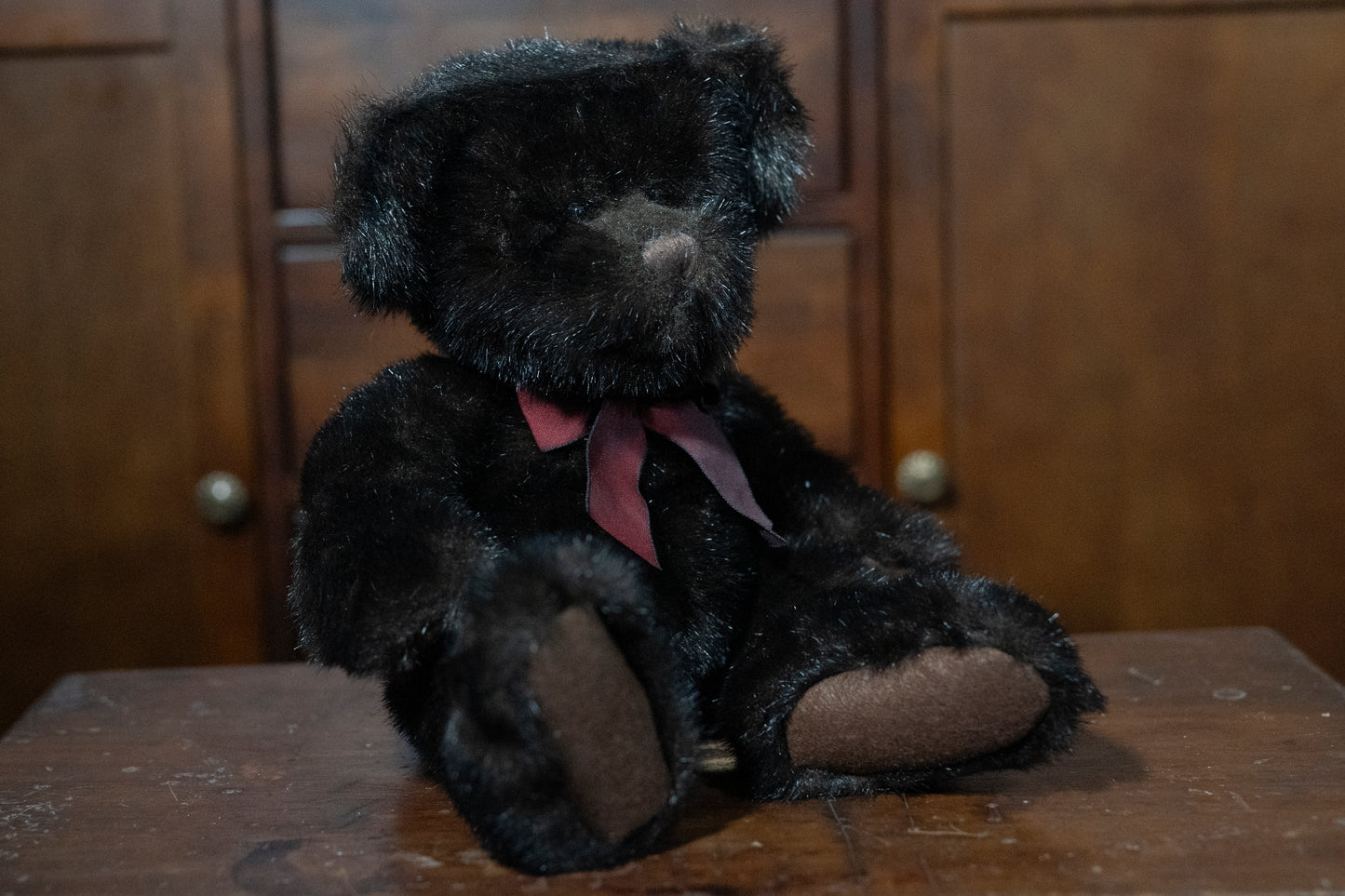 Bears from the past 'Mackenzie' Teddy Bear by Russ, Aprox 10" Sitting, Complete with Tags, Excellent condition