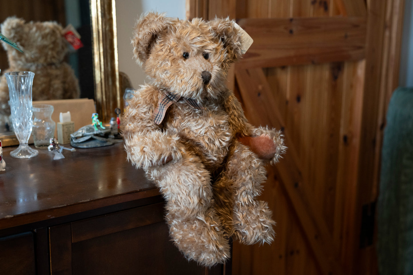 Bears from the past 'Spencer' Teddy Bear by Russ, Aprox 12" Sitting, Complete with Tags, Excellent condition