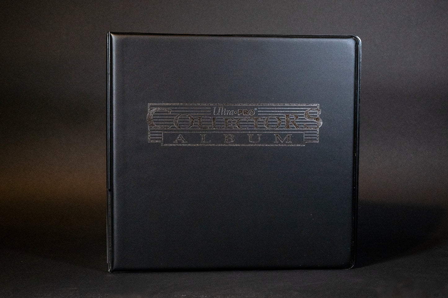 Ultra Pro - Collectors Album D-Ring Binder - Black