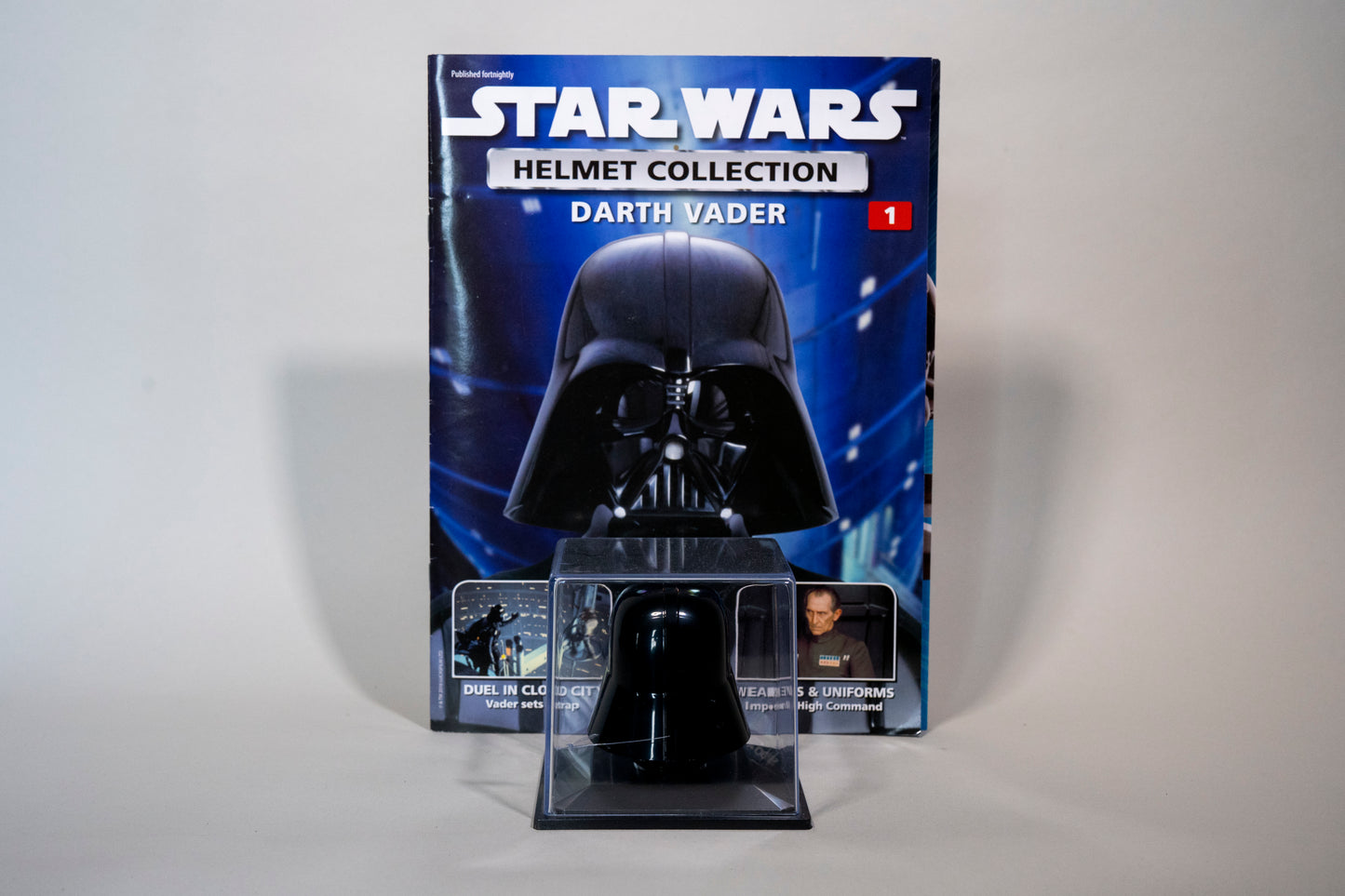 Darth Vader Helmet in case, Star Wars Helmet Collection 1 Magazine, Star Wars, 2016