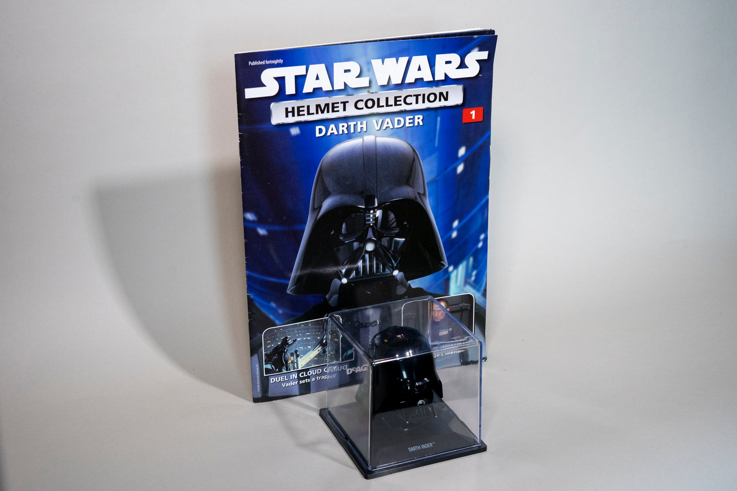 Darth Vader Helmet in case, Star Wars Helmet Collection 1 Magazine, Star Wars, 2016