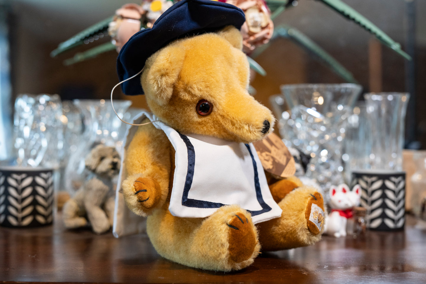 House of Nisbet - Mohair Teddy Bear - Young Bully the Bear, Aprox. 29cm