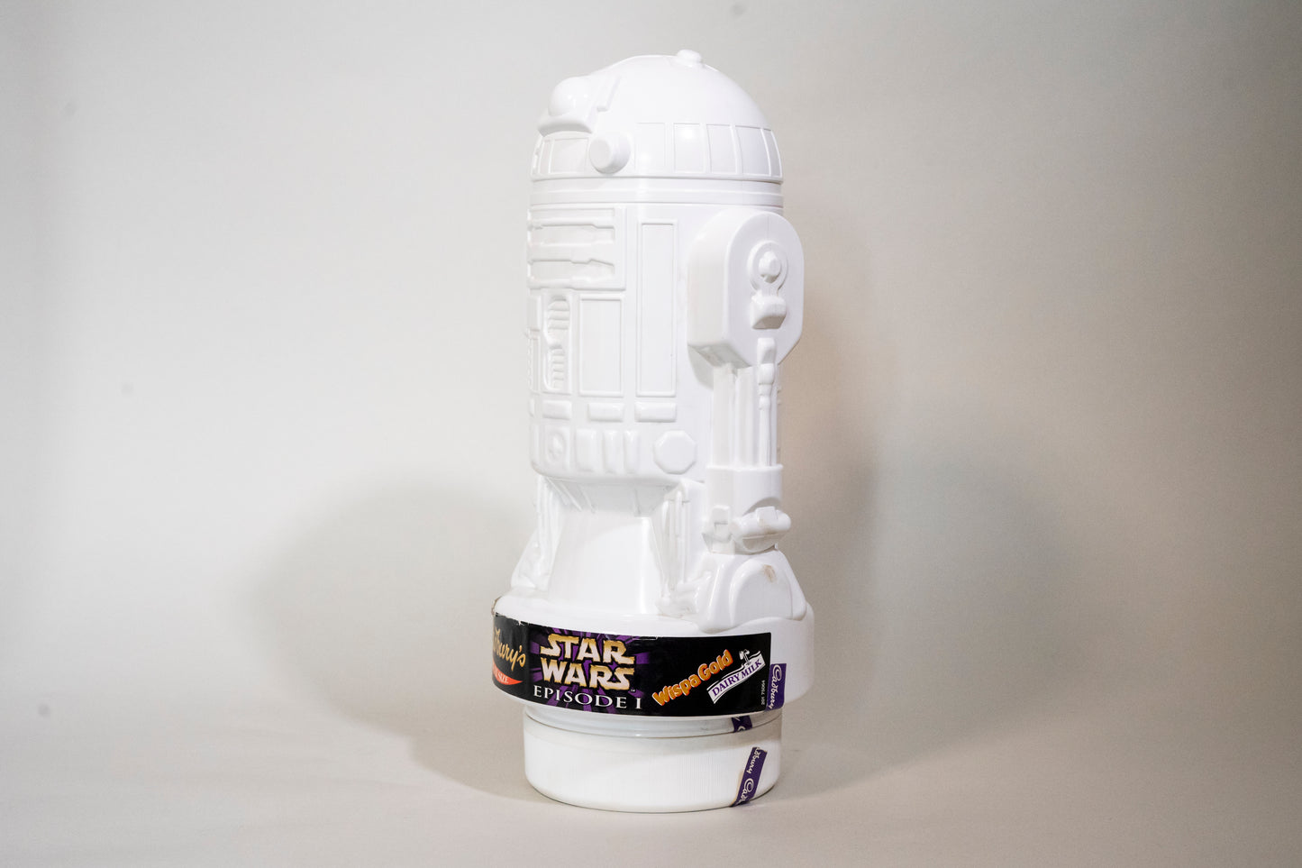 R2-D2 Cadbury's Treat Size container, Star Wars, Episode I, 1999/2000 Sweet Container, EMPTY