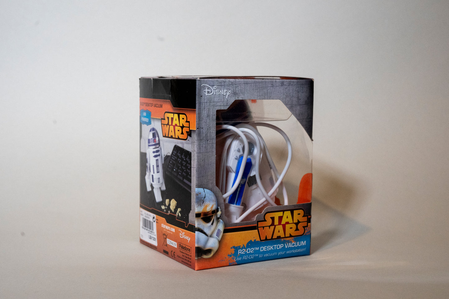 R2-D2 Desktop USB Vacuum, Star Wars, Disney, Open Boxed Working