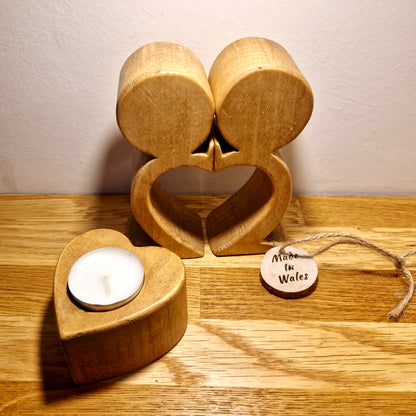 Heart Wooden candle holder - Tea light holder - Handcrafted - Wood with potential