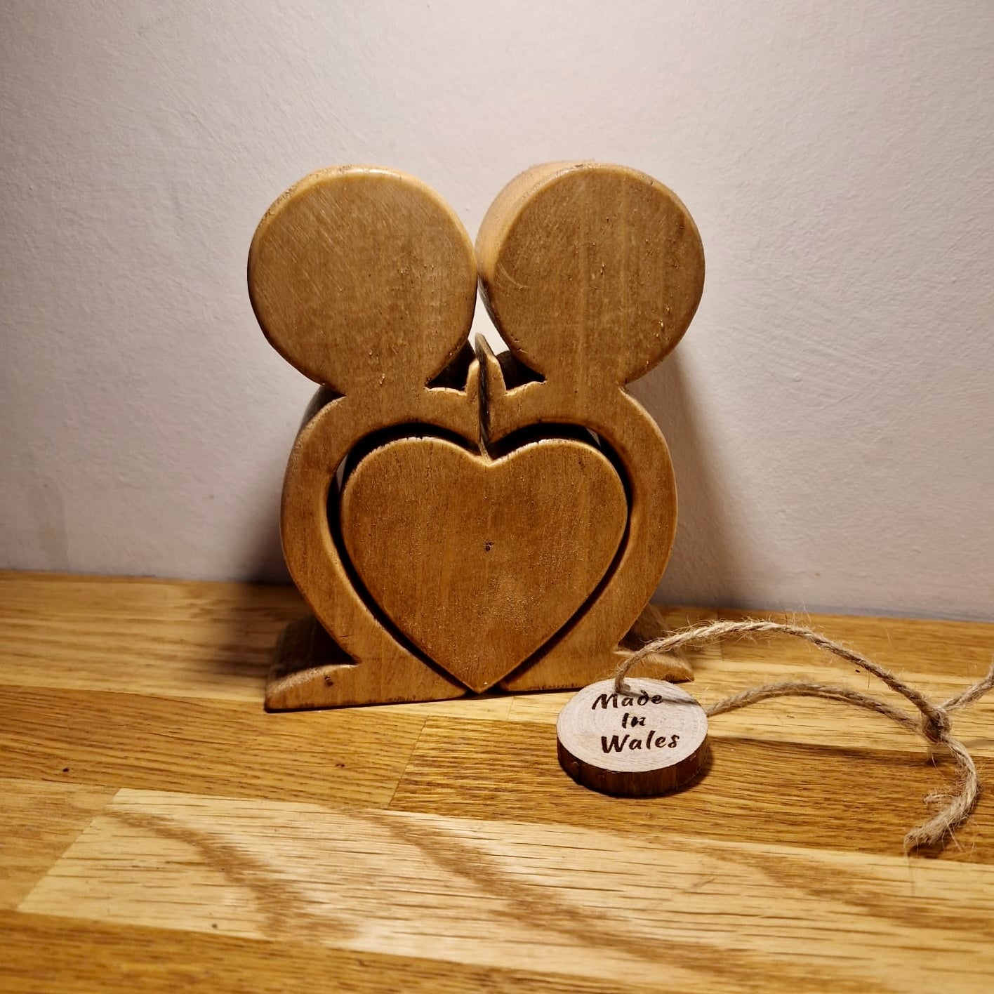 Heart Wooden candle holder - Tea light holder - Handcrafted - Wood with potential